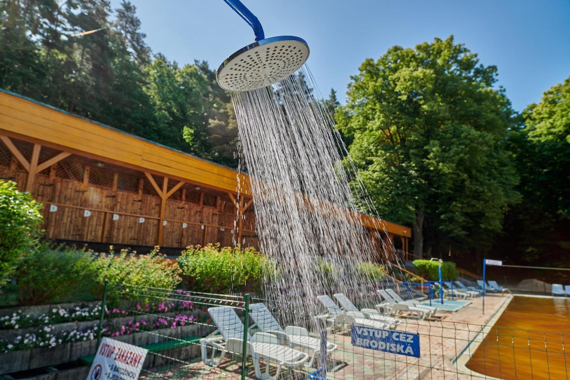 Hotel Palace - Kupele Sliač Exteriér fotografie