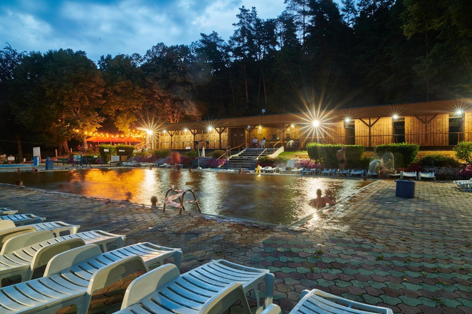 Hotel Palace - Kupele Sliač Exteriér fotografie