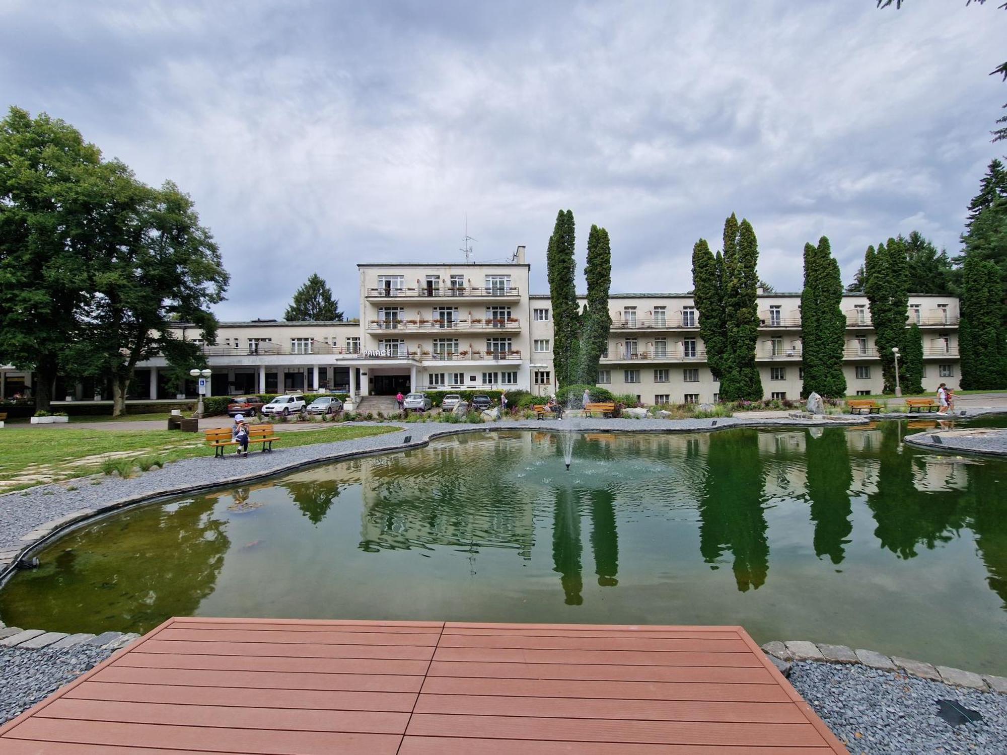 Hotel Palace - Kupele Sliač Exteriér fotografie
